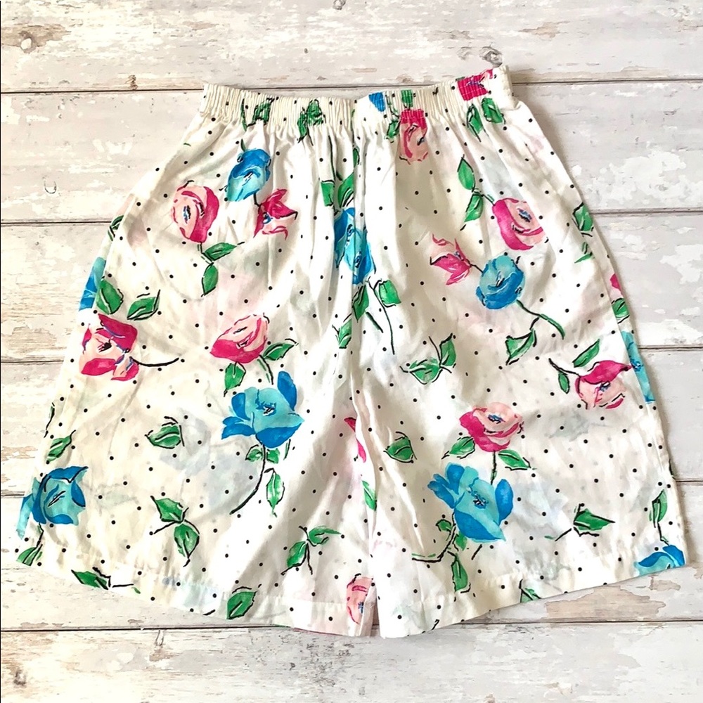 Vintage 80s Women’s Medium Shorts White Floral Size M